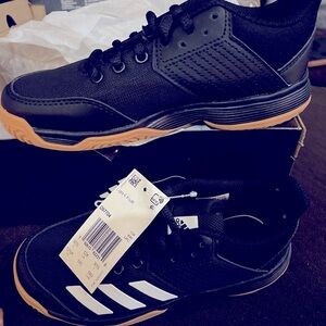 6 youth black adidas unisex ligra shoes